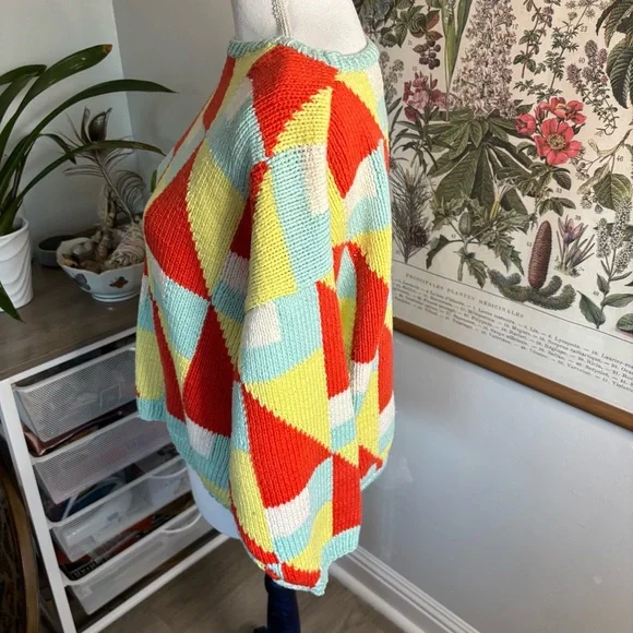 Colorful Geometric Pattern Sweater - Picture 4 of 6